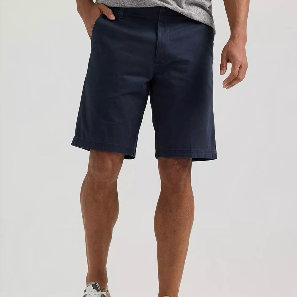 Mossimo Supply Co. Men's Dark Blue, Flat Front Shorts, Size 36, 10" inseam